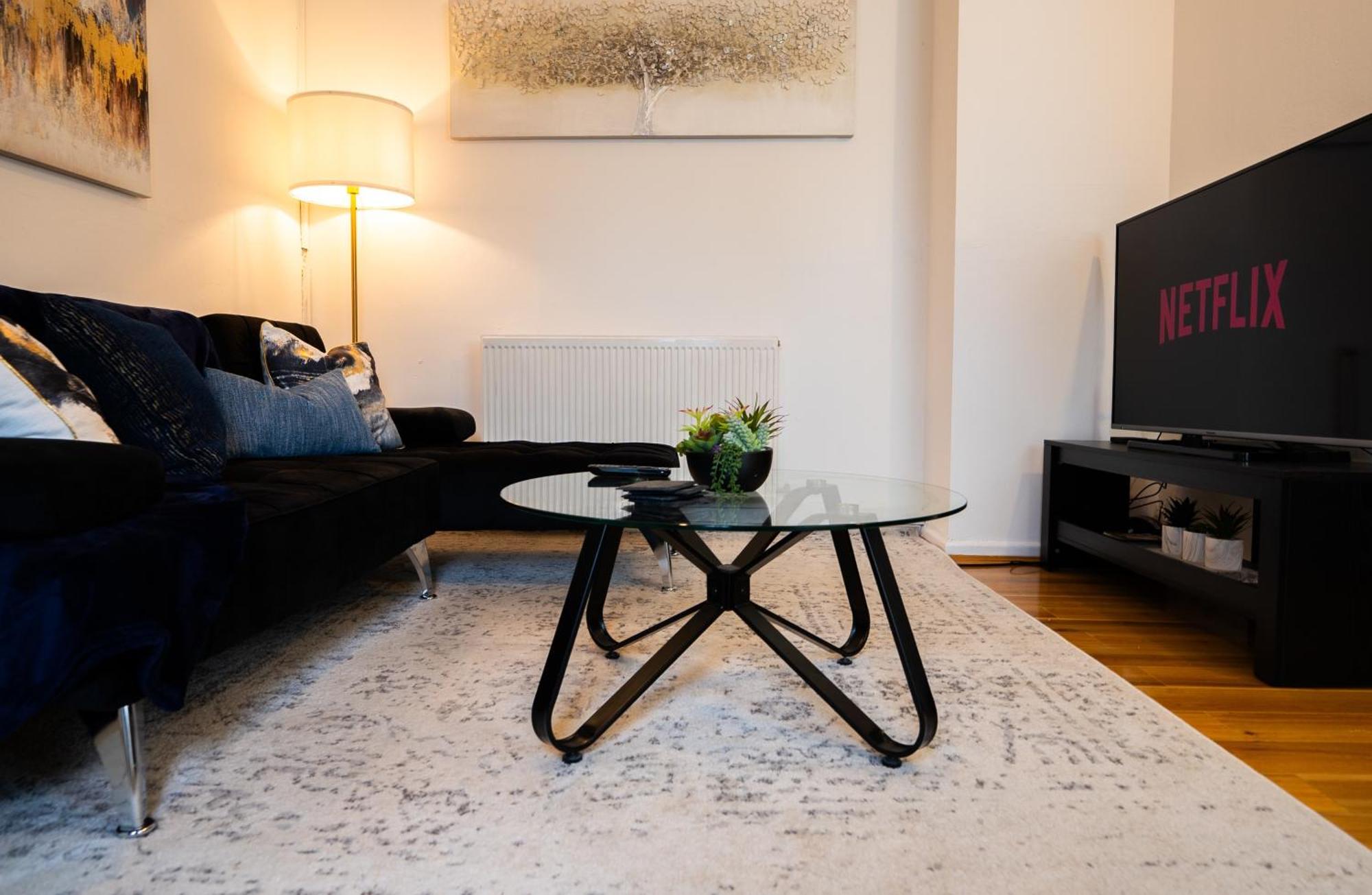 Arena Apartment With Balcony Birmingham Eksteriør billede